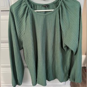 Green long sleeve blouse